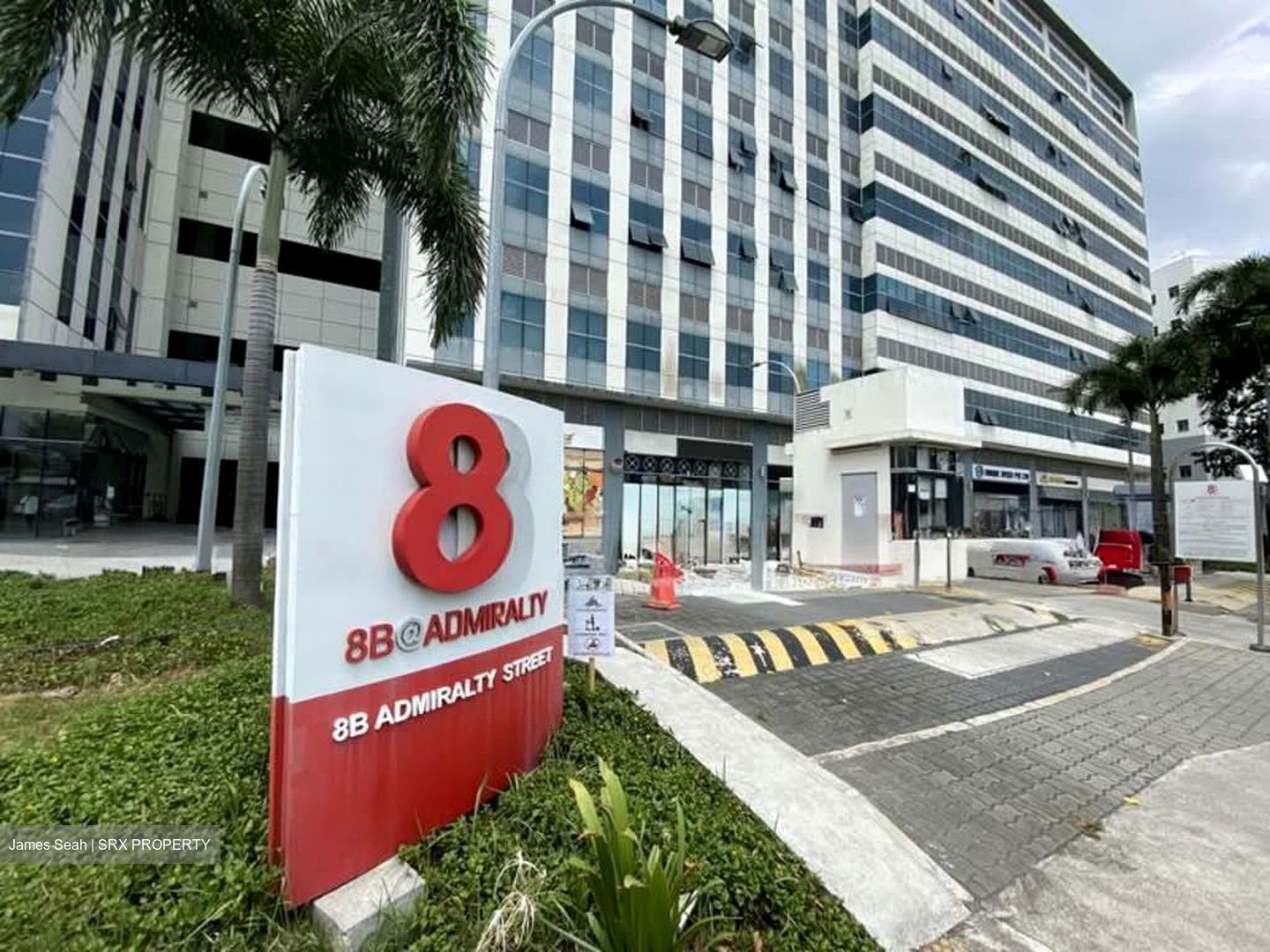 8B @ Admiralty (D27), Factory #553690211